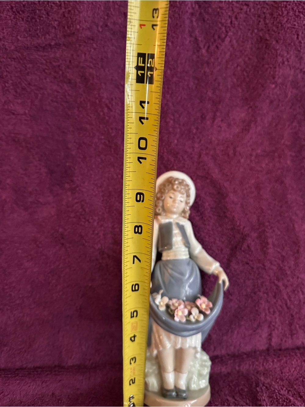 Lladro Figurine with Marked Base - Blue and White - Picture 4 of 7